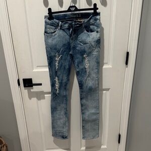 Chic Dolce & B Light Blue Distressed Skinny Jeans